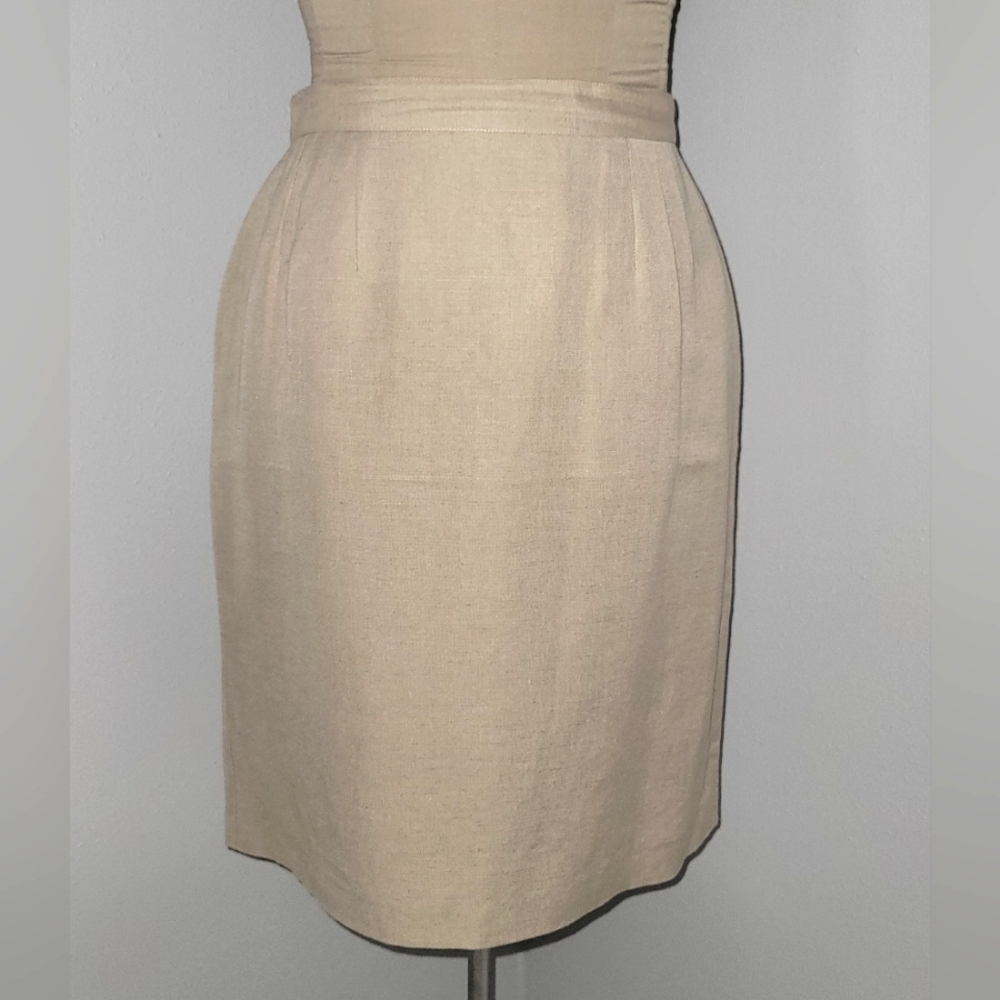 Jessica Tierney tan skirt Sz 10